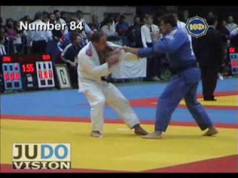 JUDO 2004 Super World Cup: Mark Huizinga (NED) - Frederic Demontfaucon (FRA)