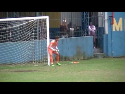 Raphael Mello Goleiro Defesa