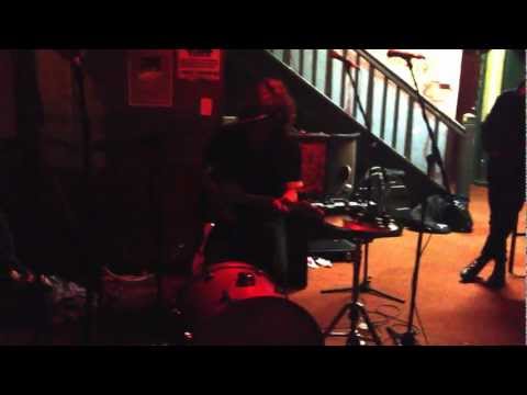 Stu Mackenzie (King Gizzard) - Live, Solo - Tote front bar 17 Jul 2012