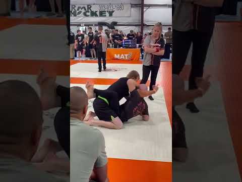 Grappling Industries 8-20-2022 - Match 1 - Masters / White Belt / 170LB / No-Gi