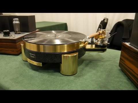 Jakutis, Rada Electronics Valkyrie, Lava Guitars, AKG Headphones AudioGourmet 2016