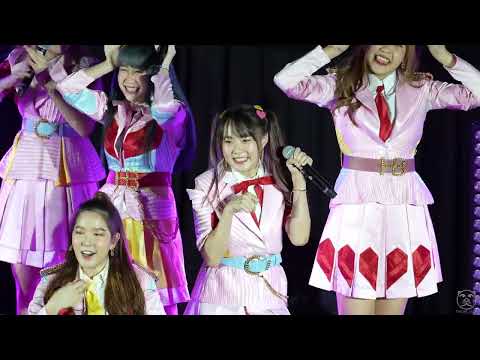 Inu Neko - Sai Hatobito - Space Idol Pre Stage at Siam Pavalai