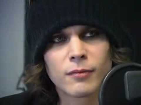 Ville Valo interview - Sarcastic SEXY & Funny! - HIM on paras bändi maan päällä! ♥
