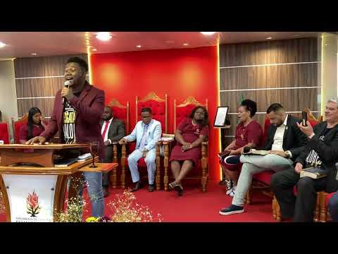 Samuel Miranda I Poderoso Deus + Medley  - 18º Congresso ADMR