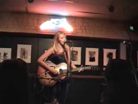 Carleigh Nesbit "Red Dress" at the Bluebird Cafe