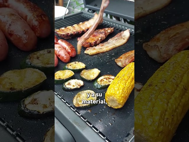 Vídeo relacionado con Reynolds Lámina de aluminio resistente para cocina, barbacoa, asado, paquete de 1 rollo, 457 mm x 7,62 m, el embalaje puede variar