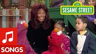 Sesame Street: Chaka Khan Sings about Faces with Elmo and Telly