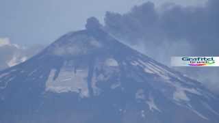 preview picture of video 'Volcán Villarrica en Erupción'
