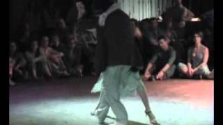 Gaston Torelli y Moira Castellano - Sobran las palabras