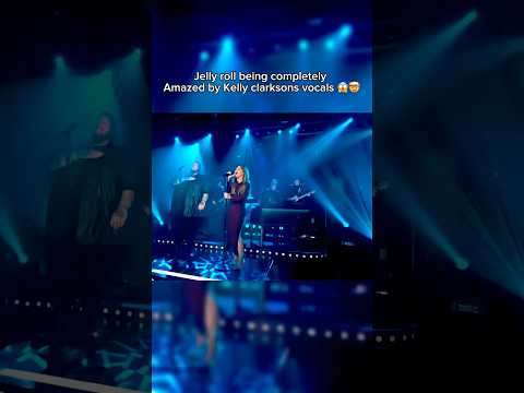 Kelly clarkson shocks jelly roll with amazing vocals!! 😱🤯🥰#jellyroll #music #kellyclarkson