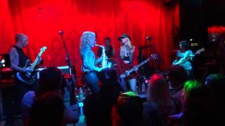 Orianthi and Mindi Abair / &quot;Frozen&quot; Live at Saint Rocke 10/17/15