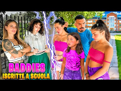 ILARY E ZIA NICOLE VERE BADDIES SI ISCRIVONO A SCUOLA E LA BABYSITTER LE MANDA IN DUE CLASSI DIVERSE