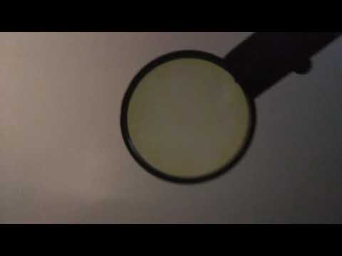 Kinder Experiment-Blaues Licht erstellen