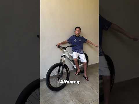 Donos de bike😂