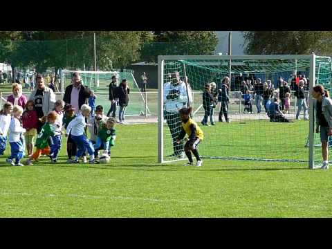 Vendelsö IK F-03, det historiska första målet