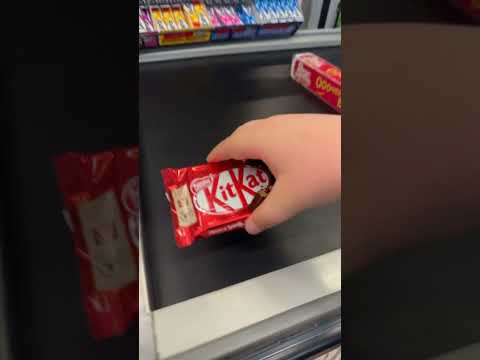 kitkat dark chocolate 🍫 70% #status #shorts