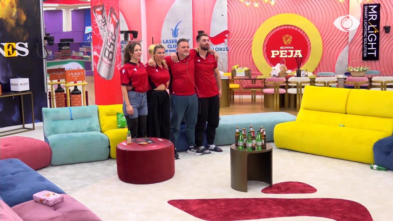 Nis ndeshja Shqipëri-Kili/ Juli, Meritoni, Françeska dhe Rike këndojnë himnin