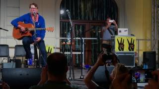 Maciej Maleńczuk "Fajnie" na demonstracji 3xveto - pod Pałacem Prezydenckim bez partyjnych liderów!