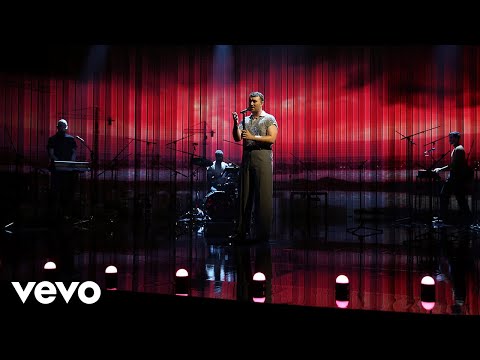 Sam Smith - To Die For (Live On Graham Norton)