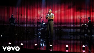 Sam Smith - To Die For (Live On Graham Norton)