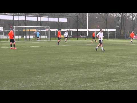 Opjestropdas.nl 21 nov 2015 Maarssen 3 - VV De Meern 8 bkr 5-4 Doelpunt Maarssen (2-2)