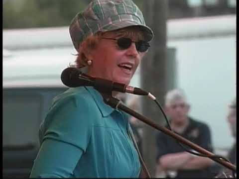 Debbie Davies veteran blues guitar goddess on The Blues Plate Special