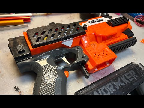 Nerf minimised and short dart Stryfe mod