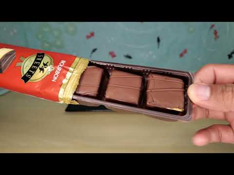 🍰PETITE CHOCOLATE CAKE🍫 #japanesesnacks #japan