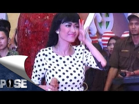 Julia Perez Tidak Marah Dicium Fans - Pose (30/11)