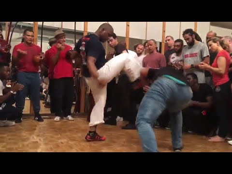 Roda de Abertura Jogos Europeus 19 Abadá Capoeira - Parte 2 - Mestres Camisa, Cobra e Morcego