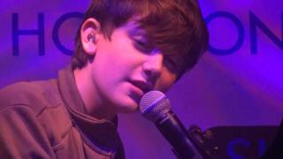 Greyson Chance - Cheyenne (Live in Singapore, 13/11/11)