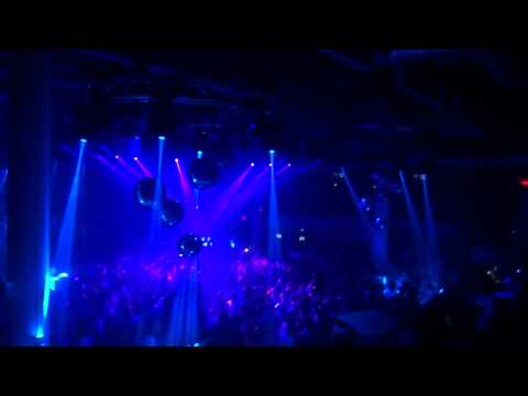 Axwell droping EVERY TEADROP IS A WATERFALL (Coldplay)