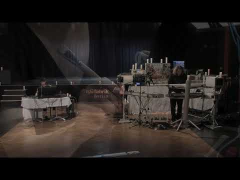 Thorsten Quaeschning behind closed doors with... Anna-Maria Van Reusel (Fragment I)