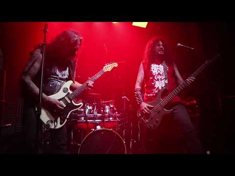 ATTACKER BLOODY AXE - Victim Of My Axe / Victory Under The Sinester Sun (Puerto Varas 04/10/2025)