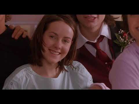 Saved (2004): Mary goes into labor at Prom
