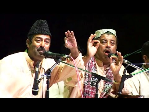 'Main Nijaam Se Naina' by Farid Ayaz & Abu Mohammed (2009)