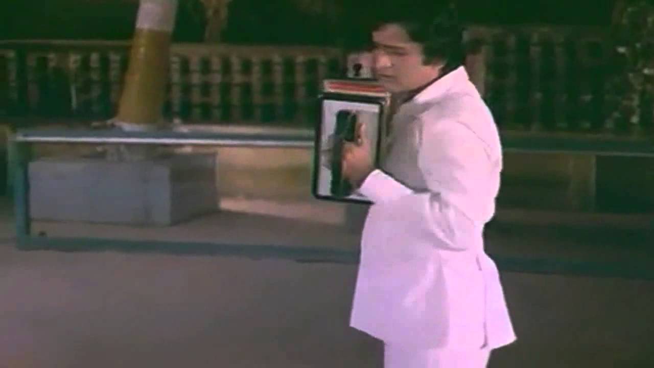 Na Koi Dil Mein Samaaya Lyrics | Aa Gale Lag Jaa | Kishore Kumar | R D Burman