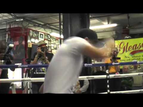 Chris Algieri Vs Errol Spence Jr. Media Day Workout Gleasons Gym - Super Elite Boxing