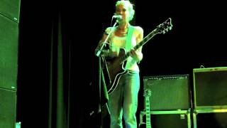 Throwing Muses perform "Sunray Venus" in London, 26 September 2014