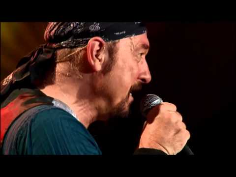 Jethro Tull - Locomotive Breath (Live At Montreux 2003)