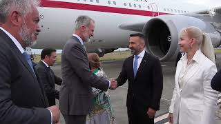 Su Majestad el Rey a su llegada al Aeropuerto Internacional Alfonso Bonilla Aragón