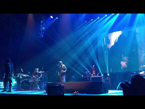 Videoclip de Fronteira (D.U.C.A.) (Ao vivo) — O Rappa