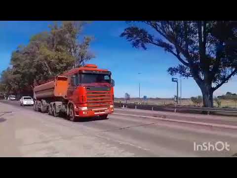 CAMIONES EN CRUCE DE RN158 Y RN19 , SAN FRANCISCO , CORDOBA , ARGENTINA , VIDEO 297