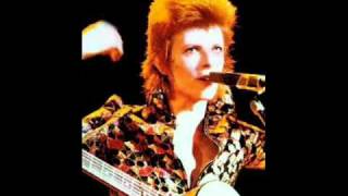 DavidBowie. 13. Waiting For The Man.(Lou Reed) (Cleveland. 1972).wmv