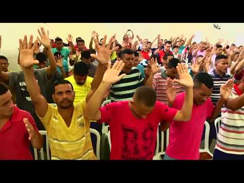 Universal inaugura igreja no presídio Urso Branco