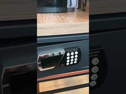 אל תסמכו על הכספת בבית המלון