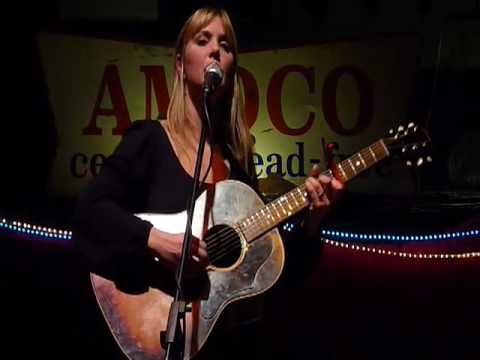 Jill Andrews 1/09/10 - Bermuda Highway (My Morning Jacket cover)