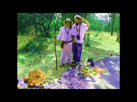 Hornsman Coyote meets Bungalo Dub in Mexico