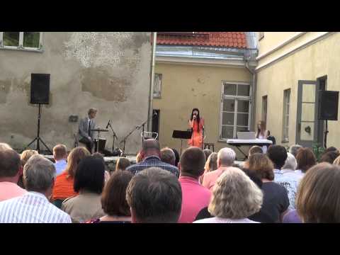 Sandra Nurmsalu ja Margus Vaher "Valguses ja varjus" (akustiline kontsertsalvestus Kõue mõisas)