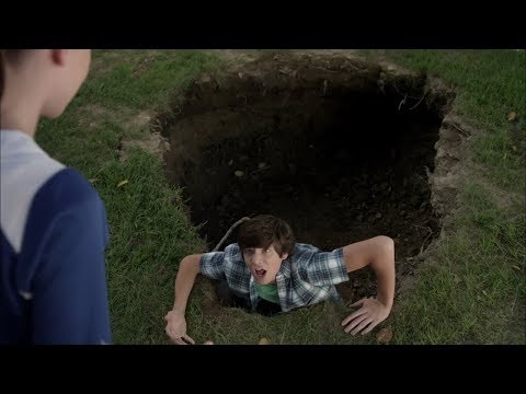 The Hole - The Haunting Hour Full Episode #32 - The Haunting Hour